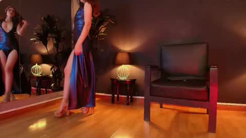 Snapshot of my_maite chatting on 09/28/25, 11:26 Maite online show from 09/28/25, 11:26