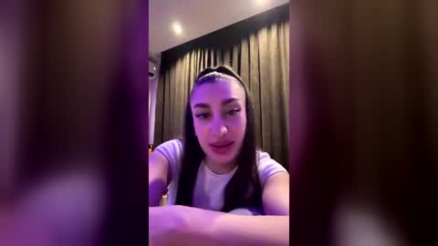 Naomi online show from 06/11/26, 08:40