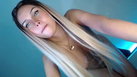 Snapshot of my_other_half chatting on 01/28/25, 10:56 Serena online show from 01/28/25, 10:56