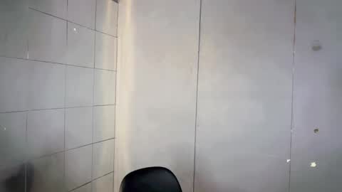 Snapshot of my_other_half chatting on 10/21/25, 06:47 Serena online show from 10/21/25, 06:47