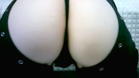 my_tightholes online show from 12/03/24, 10:06