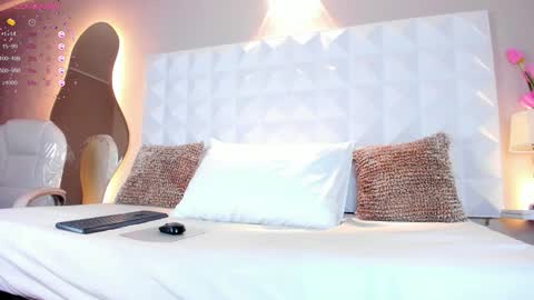 Mariana Evans online show from 01/29/25, 11:41