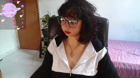 myamillor online show from 10/22/25, 11:10