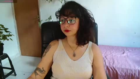 myamillor online show from 10/29/25, 11:23