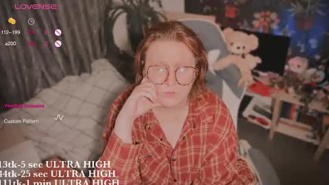 Kate online show from 11/11/25, 01:27