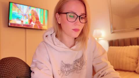 Mya-be Yours P online show from 04/02/26, 09:01