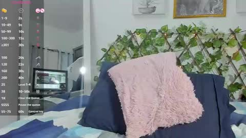 Samanta  online show from 10/11/25, 04:33