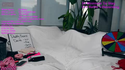 Snapshot of mycookiejar chatting on 02/22/25, 01:11 MyCookieJar online show from 02/22/25, 01:11