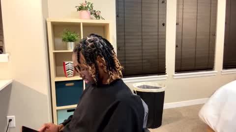 mycreamydreams online show from 02/13/25, 03:39