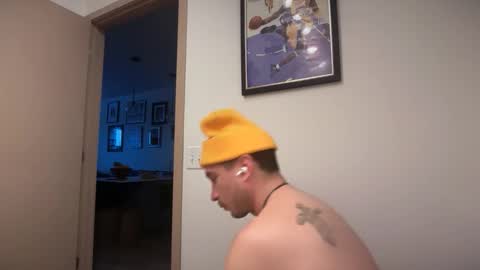 Snapshot of myguy19 chatting on 01/18/26, 09:29 DaDDY D online show from 01/18/26, 09:29