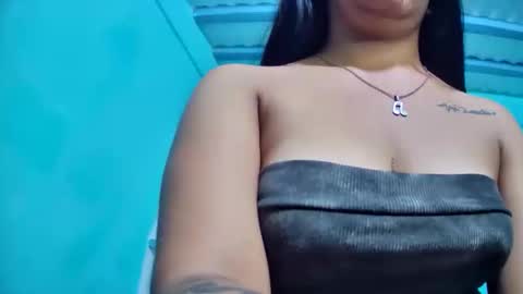 Snapshot of myhoney_hot chatting on 12/03/25, 12:58 myhoney_hot online show from 12/03/25, 12:58