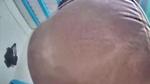 Snapshot of myhoney_hot chatting on 12/15/25, 12:26 myhoney_hot online show from 12/15/25, 12:26