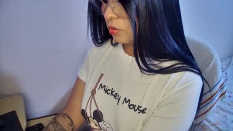 Snapshot of myhoney_hot chatting on 06/24/26, 05:34 myhoney_hot online show from 06/24/26, 05:34