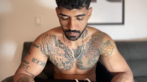 Myke esthetic online show from 01/02/25, 02:33