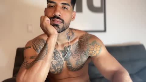 Myke esthetic online show from 01/03/25, 12:22