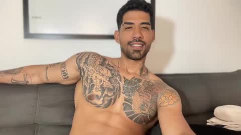 Myke esthetic online show from 01/28/25, 05:32