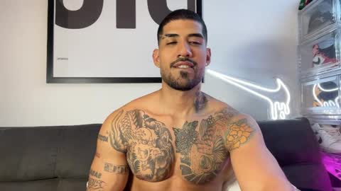 Myke esthetic online show from 10/03/25, 10:18