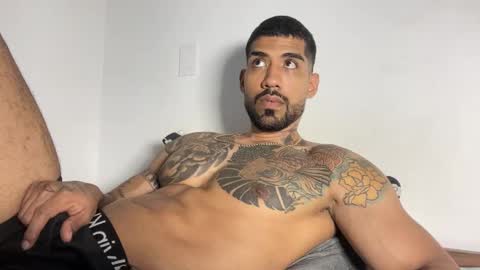 Myke esthetic online show from 10/15/25, 05:51