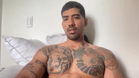 Myke esthetic online show from 11/14/25, 05:55