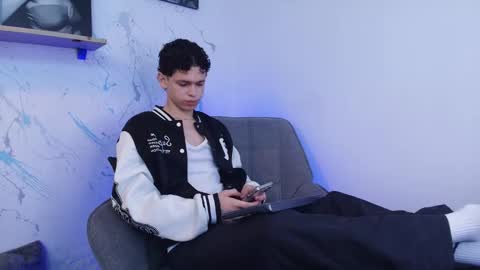 Mykel   online show from 11/04/25, 05:45