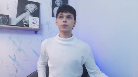 Mykel   online show from 12/01/25, 05:29