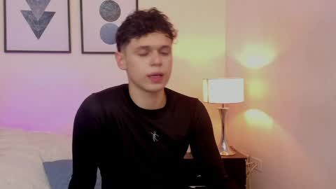 Mykel   online show from 04/16/26, 03:40