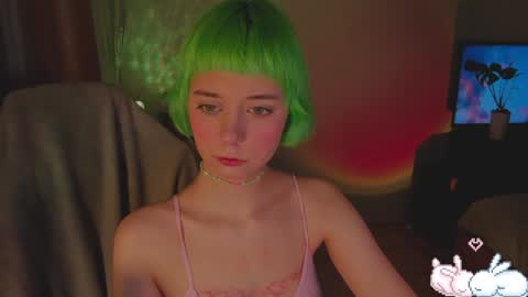 MylaFlores online show from 01/31/25, 02:04