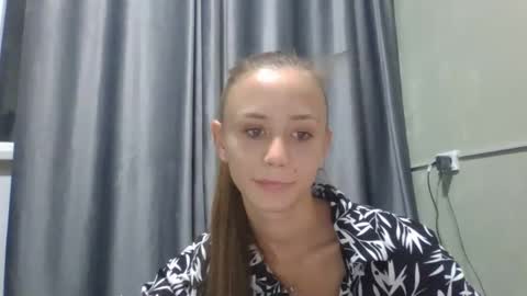 mylittle_flame online show from 10/13/25, 02:06