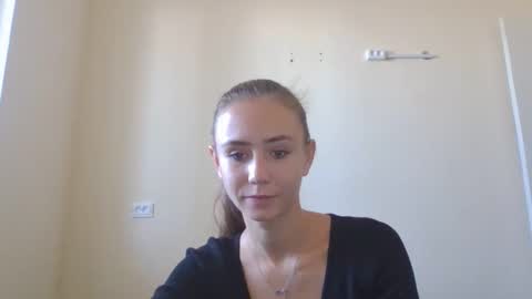 mylittle_flame online show from 10/26/25, 05:57