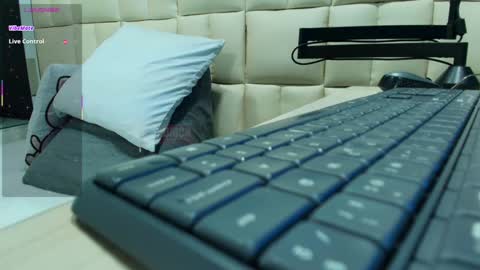 camila online show from 11/04/25, 11:31