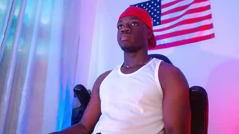 Mylo Wallace  online show from 11/05/25, 07:25