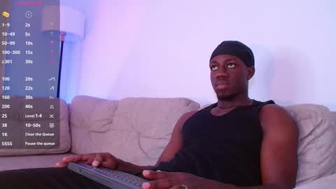 Mylo Wallace  online show from 02/14/26, 09:00