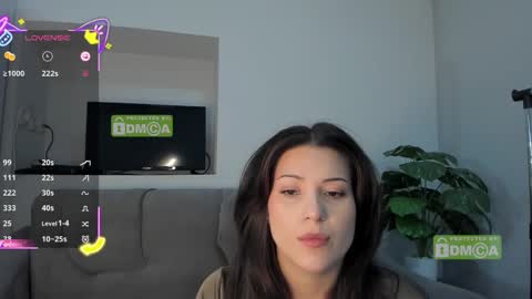 Snapshot of mymelisa chatting on 09/11/25, 11:10 hey its Mel online show from 09/11/25, 11:10