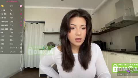Snapshot of mymelisa chatting on 07/25/26, 10:35 hey its Mel online show from 07/25/26, 10:35