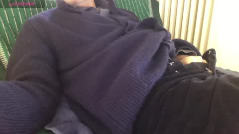 Bi sexy guy lovense hush is on private is open or password show tip if you like. online show from 03/08/25, 08:11