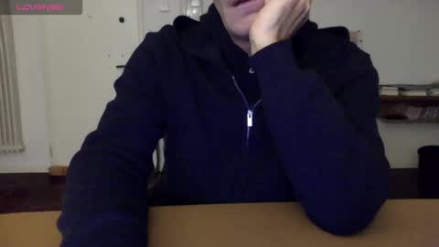 Bi sexy guy lovense hush is on private is open or password show tip if you like. online show from 12/19/25, 06:42