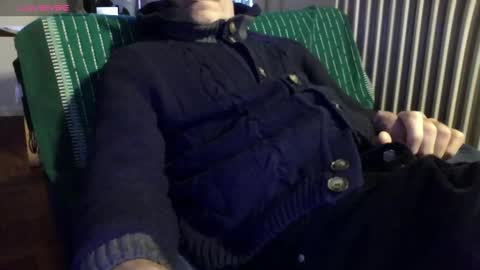 Bi sexy guy lovense hush is on private is open or password show tip if you like. online show from 01/09/26, 07:22