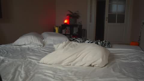 Snapshot of mynaughtynights chatting on 05/29/26, 10:13 Sima online show from 05/29/26, 10:13