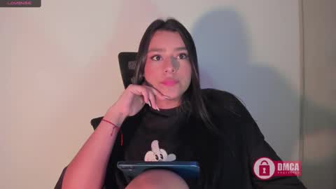 Bella online show from 02/18/25, 02:49