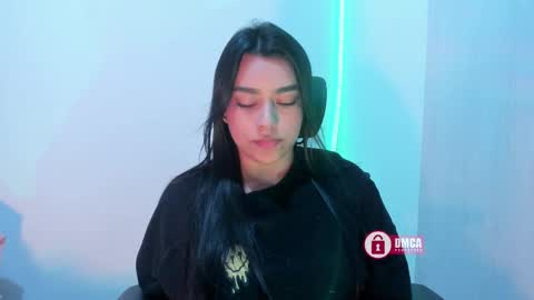 Bella online show from 09/24/25, 06:06