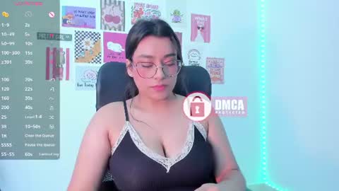 Snapshot of mypretty_isabella chatting on 06/11/26, 03:10 Bella online show from 06/11/26, 03:10