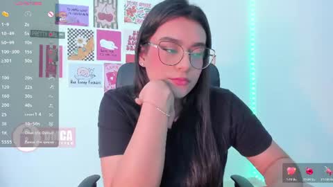 Snapshot of mypretty_isabella chatting on 06/23/26, 01:36 Bella online show from 06/23/26, 01:36