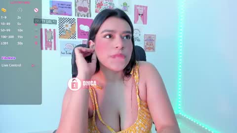 Snapshot of mypretty_isabella chatting on 06/27/26, 04:34 Bella online show from 06/27/26, 04:34