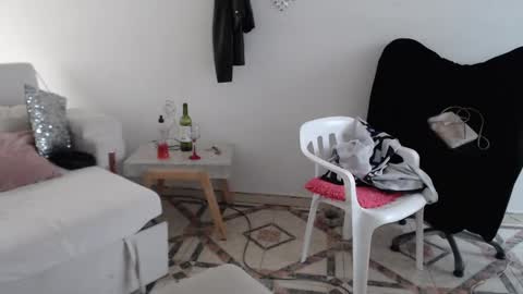 Myrna Sessions online show from 01/24/25, 03:24