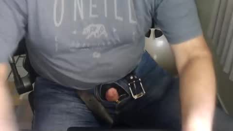 Just hanging out - No pressure online show from 05/02/26, 09:31