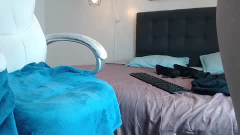 No Name online show from 12/17/24, 05:47