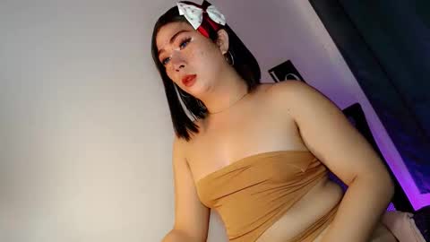 Snapshot of mysterious_kim chatting on 06/11/26, 02:22 kimmy online show from 06/11/26, 02:22