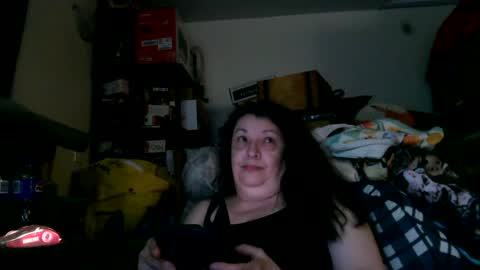 mysteriouswoman18 online show from 08/04/26, 02:15