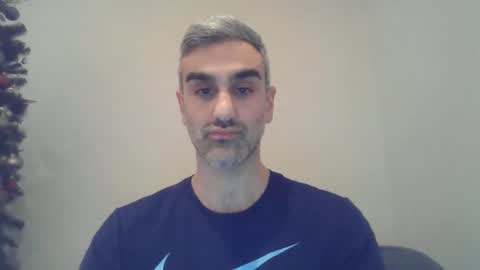 Snapshot of mystery2025 chatting on 12/19/25, 10:17 Mystery2025 online show from 12/19/25, 10:17