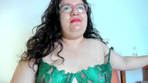 Snapshot of mystery_psique chatting on 05/01/26, 01:59 mystery_psique online show from 05/01/26, 01:59
